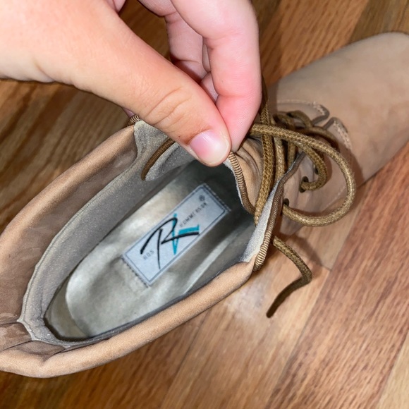 Rose Hommerson shoes - Picture 3 of 4